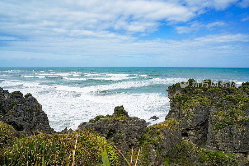 Punakaiki Pancake Rocks and Blowholes Walk, Paparoa国家公园，新西兰